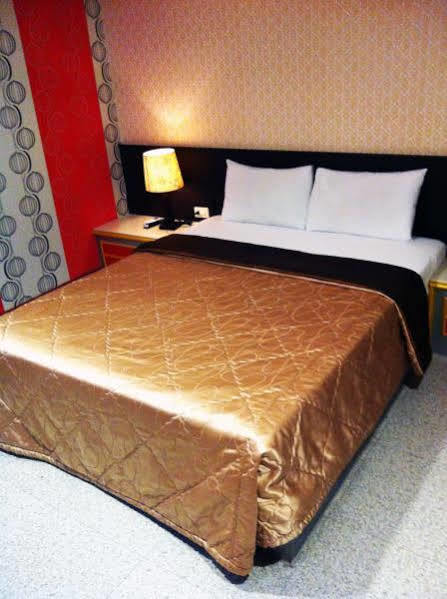 Jing Dian Business Hotel Taoyuan Zewnętrze zdjęcie